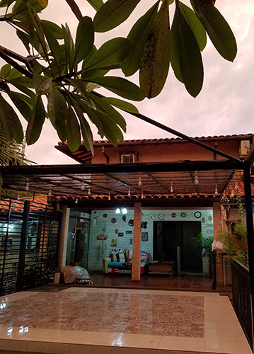 Sol De Luque, Patio